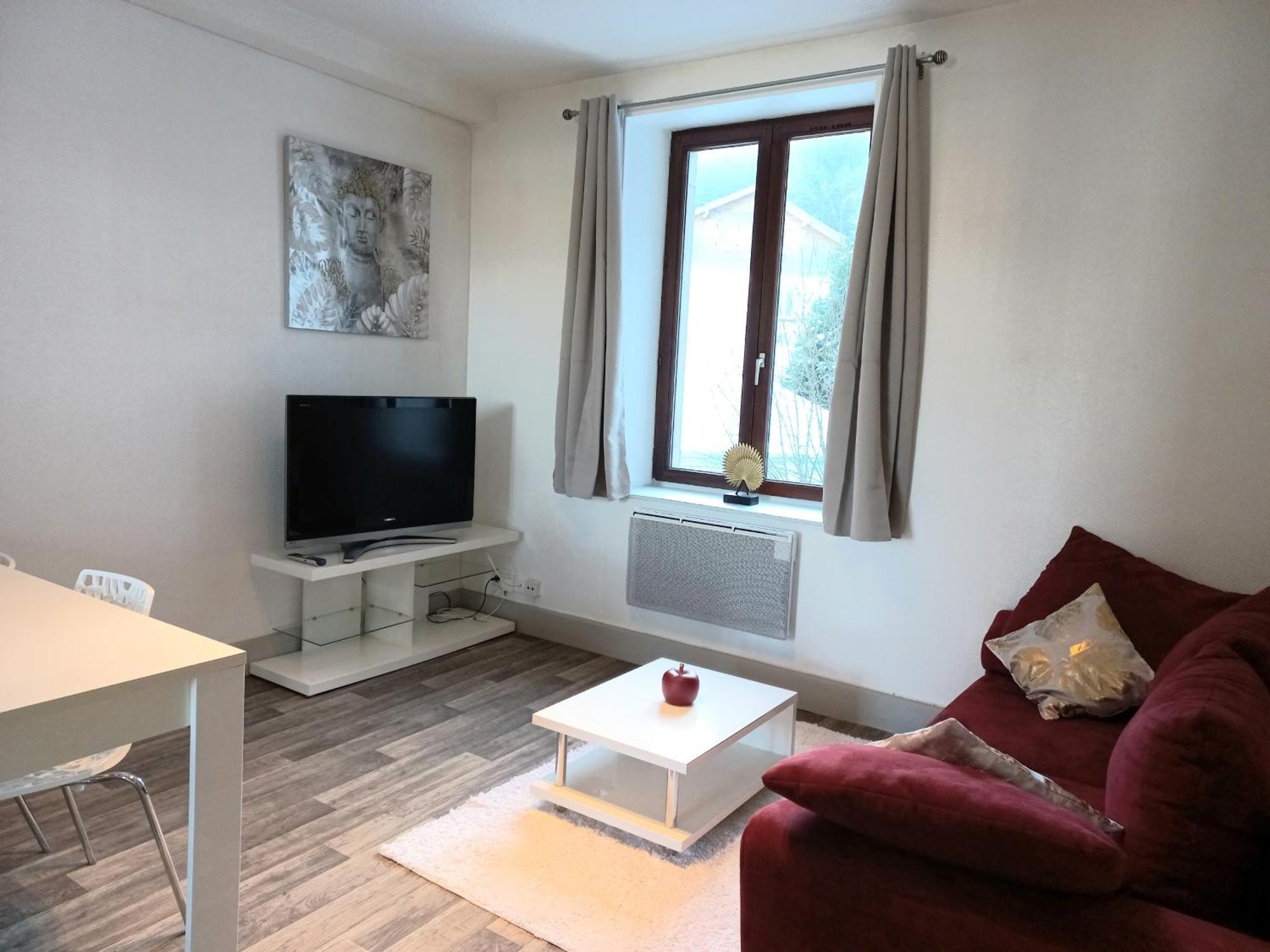 Appartement Les Iris, Au Calme, Proche Du Centre Remiremont Extérieur photo